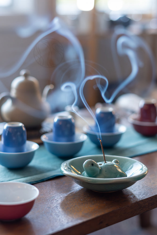 "Honu" Sea Turtle Ceramic Incense Holder
