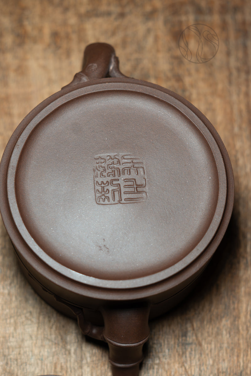 Yixing Bamboo Pinzi Clay Teapot